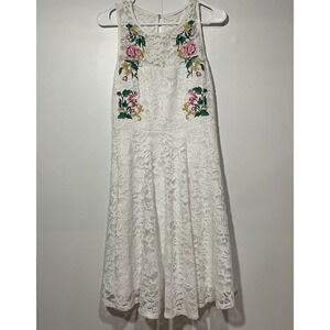 Thalia Sodi White lace Embroidered Dress Womens Small Coastal Cowgirl Fairy core